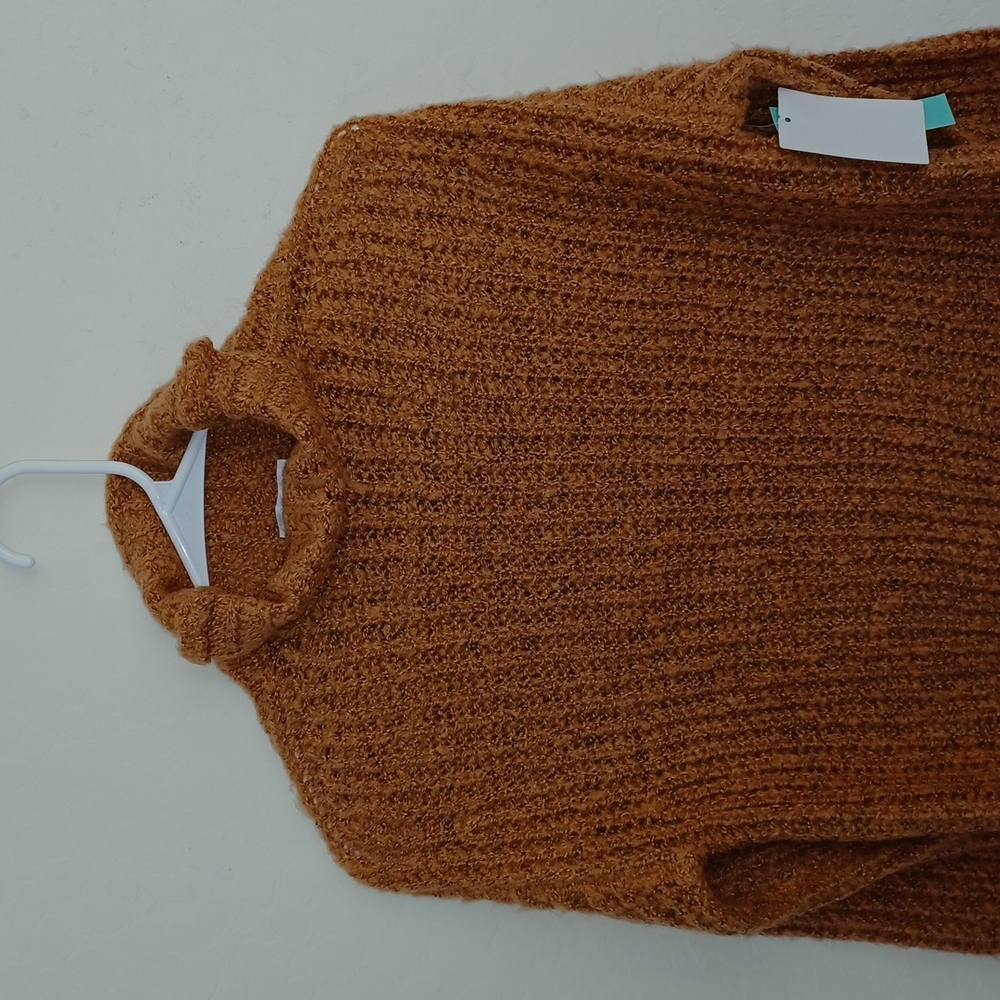 Abound Turtleneck - Picture 4 of 14